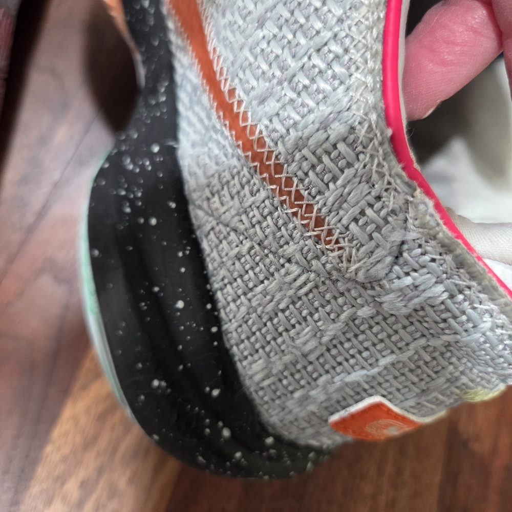 Lebron 20 Nike Lifer DJ5423-002 - Picture 14 of 16